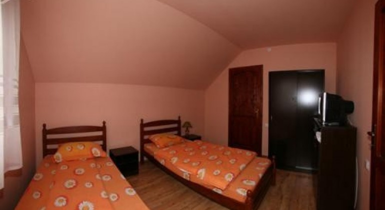 Langă Cluj Napoca Pensiunea Julia Floresti