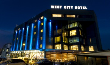 Hotels West City Floresti